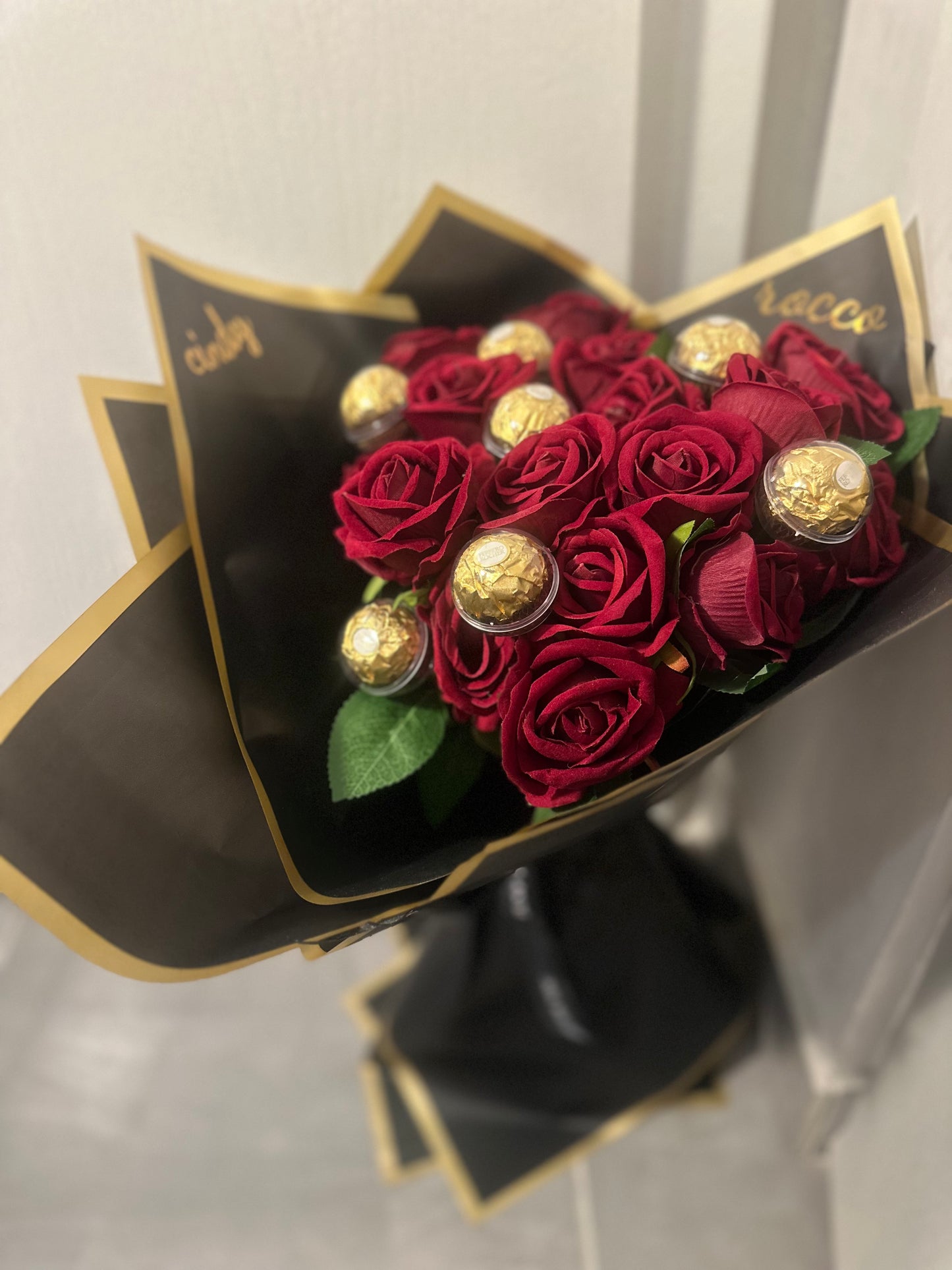 Bouquet Luxe Roses & Chocolats Ferrero Rocher